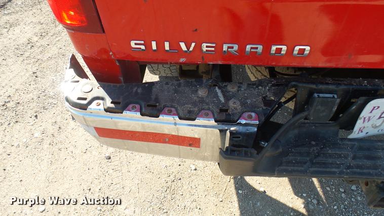 image for item DA0443 2007 Chevrolet Silverado 2500HD Crew Cab pickup truck