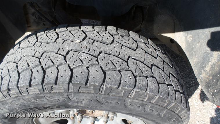 image for item DA0443 2007 Chevrolet Silverado 2500HD Crew Cab pickup truck