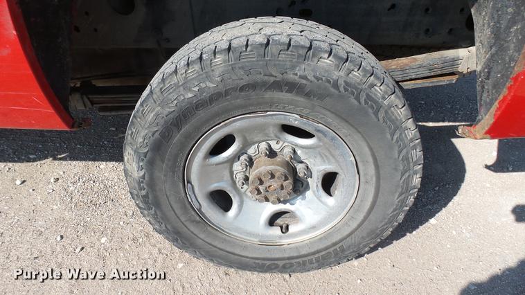 image for item DA0443 2007 Chevrolet Silverado 2500HD Crew Cab pickup truck