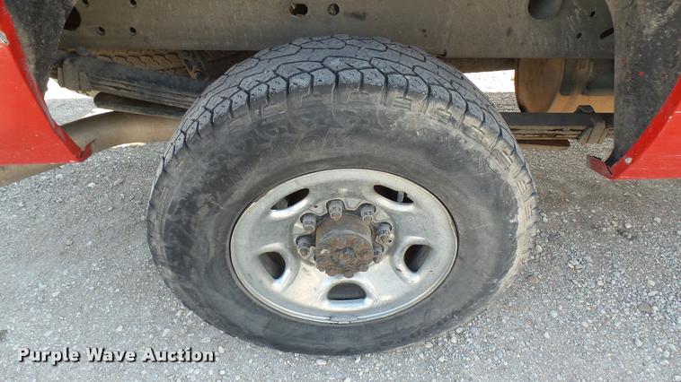 image for item DA0443 2007 Chevrolet Silverado 2500HD Crew Cab pickup truck