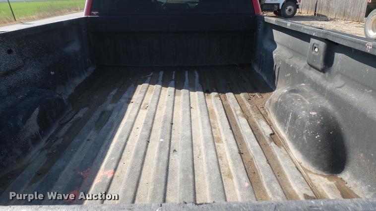 image for item DA0443 2007 Chevrolet Silverado 2500HD Crew Cab pickup truck