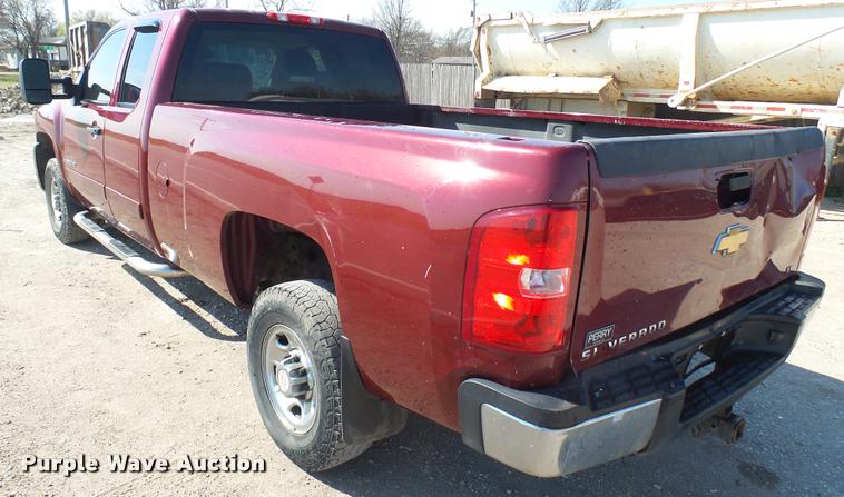 image for item DA0444 2008 Chevrolet Silverado 2500HD Ext. Cab pickup truck