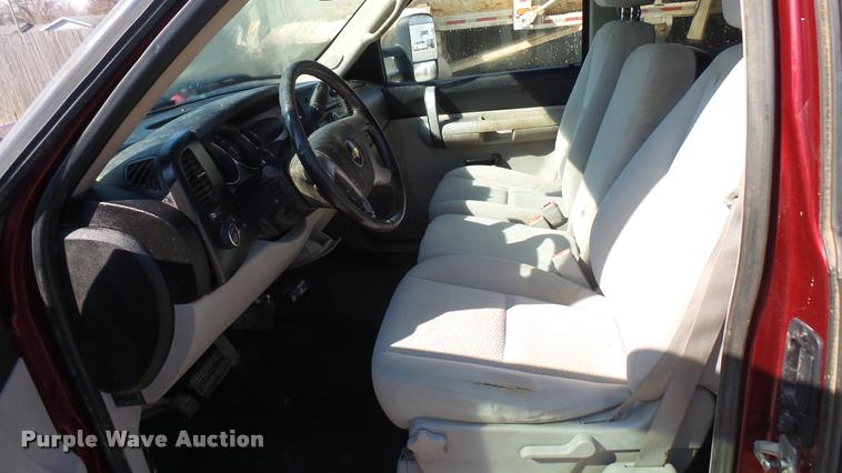 image for item DA0444 2008 Chevrolet Silverado 2500HD Ext. Cab pickup truck
