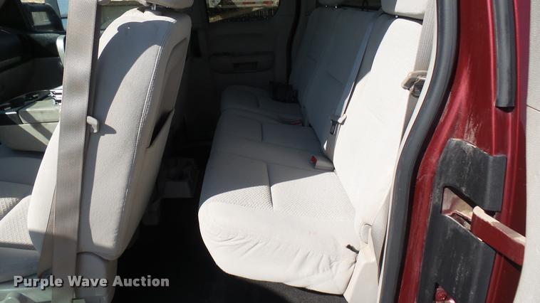 image for item DA0444 2008 Chevrolet Silverado 2500HD Ext. Cab pickup truck