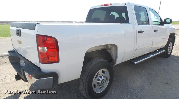 image for item DA0446 2012 Chevrolet Silverado 2500HD Crew Cab pickup truck