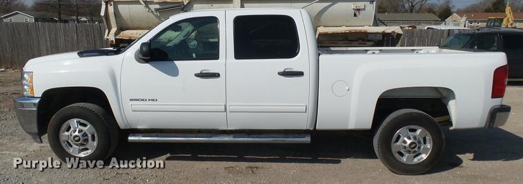 image for item DA0446 2012 Chevrolet Silverado 2500HD Crew Cab pickup truck