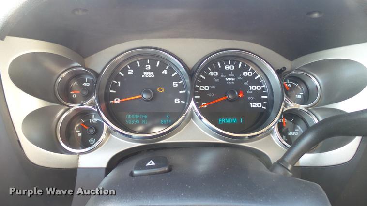 image for item DA0446 2012 Chevrolet Silverado 2500HD Crew Cab pickup truck