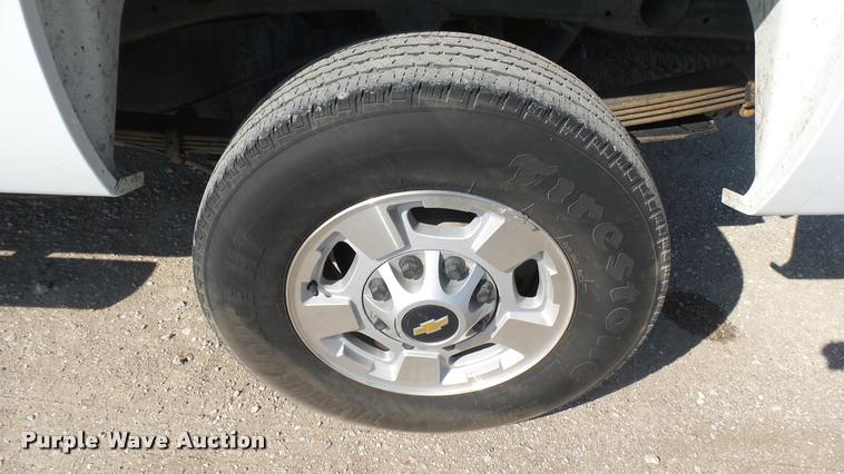 image for item DA0446 2012 Chevrolet Silverado 2500HD Crew Cab pickup truck