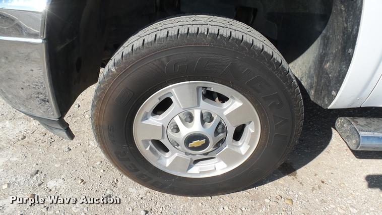 image for item DA0446 2012 Chevrolet Silverado 2500HD Crew Cab pickup truck