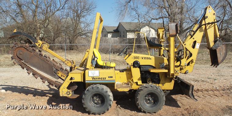 image for item DA0448 2001 Vermeer V3550A trencher