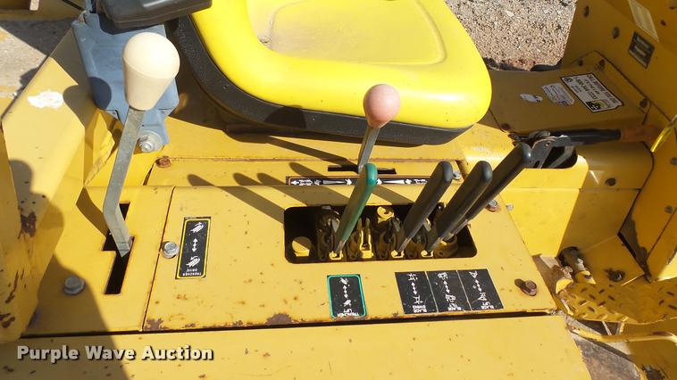 image for item DA0448 2001 Vermeer V3550A trencher