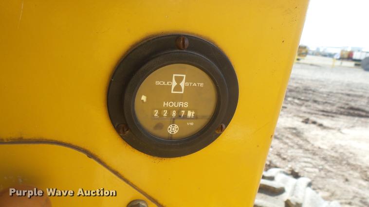 image for item DA0448 2001 Vermeer V3550A trencher