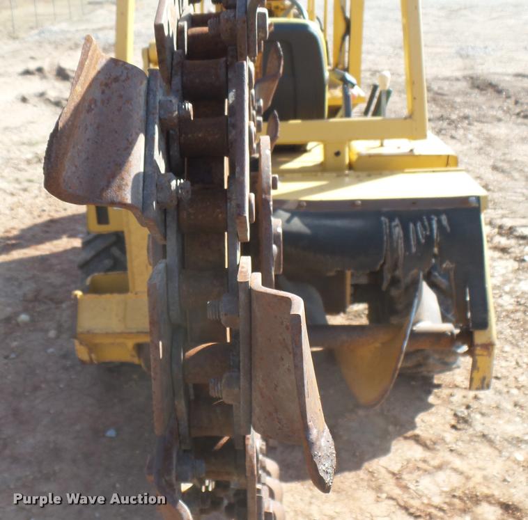 image for item DA0448 2001 Vermeer V3550A trencher