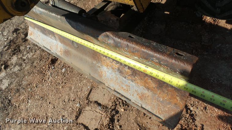 image for item DA0448 2001 Vermeer V3550A trencher