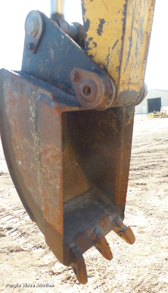 image for item DA0448 2001 Vermeer V3550A trencher