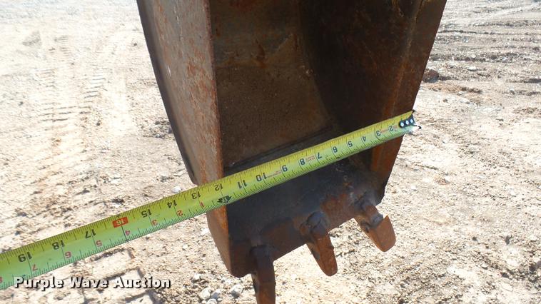 image for item DA0448 2001 Vermeer V3550A trencher