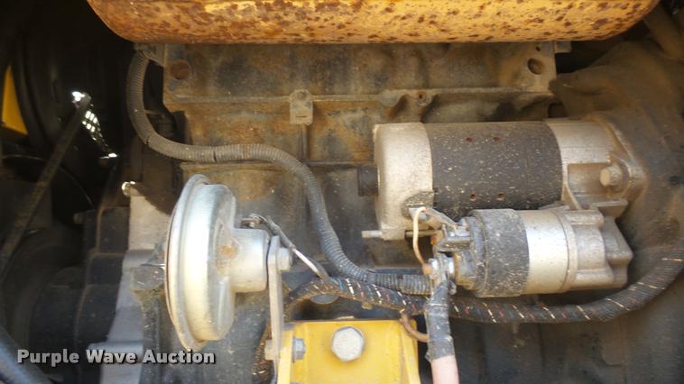 image for item DA0448 2001 Vermeer V3550A trencher