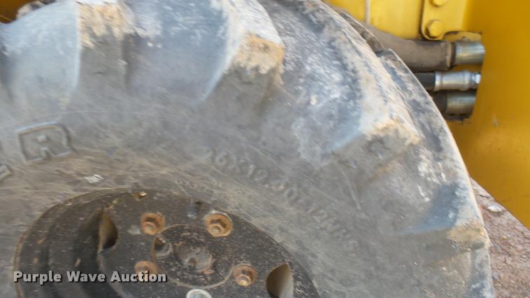 image for item DA0448 2001 Vermeer V3550A trencher