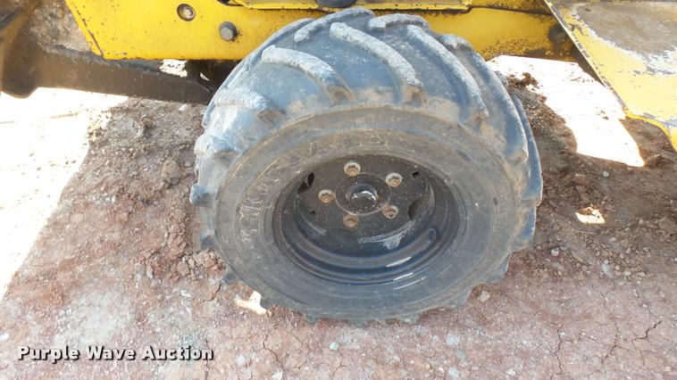 image for item DA0448 2001 Vermeer V3550A trencher