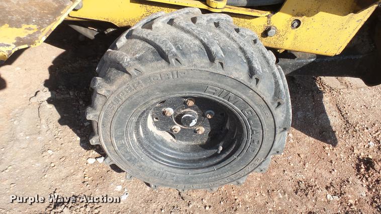 image for item DA0448 2001 Vermeer V3550A trencher