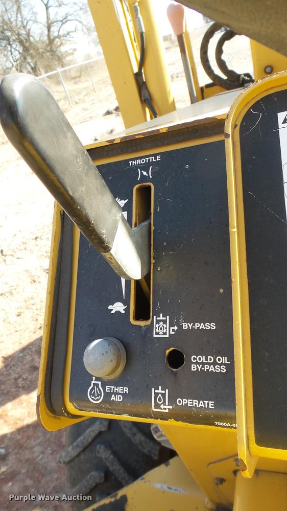 image for item DA0448 2001 Vermeer V3550A trencher