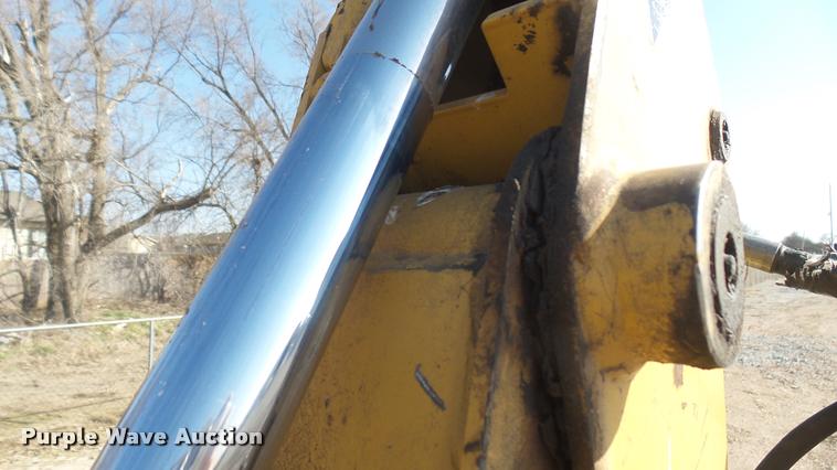 image for item DA0448 2001 Vermeer V3550A trencher