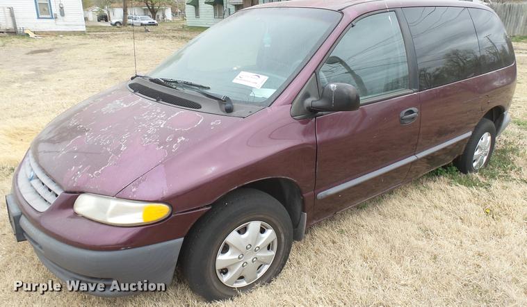 image for item DA0454 1999 Plymouth Voyager van