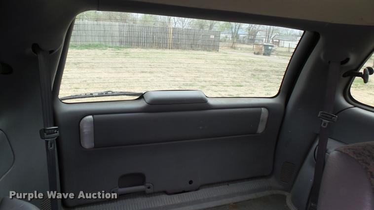 image for item DA0454 1999 Plymouth Voyager van