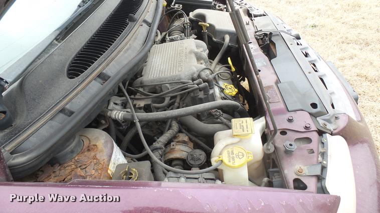 image for item DA0454 1999 Plymouth Voyager van