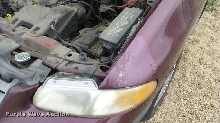 image for item DA0454 1999 Plymouth Voyager van