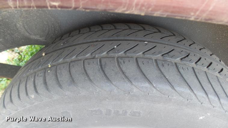 image for item DA0454 1999 Plymouth Voyager van