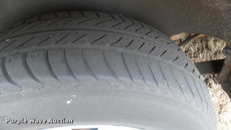 image for item DA0454 1999 Plymouth Voyager van