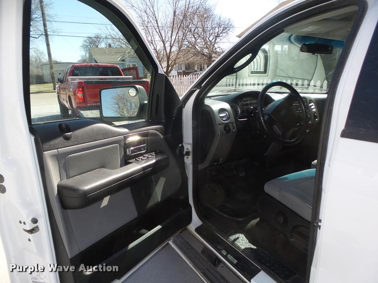 image for item DA0586 2006 Ford F150 FX4 SuperCrew pickup truck