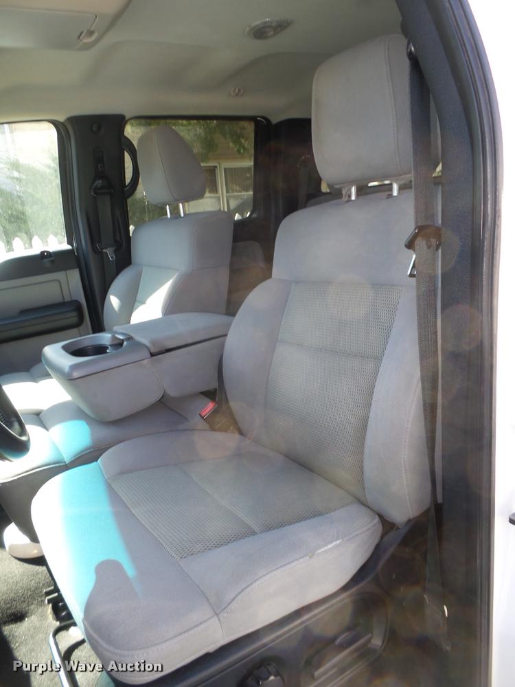 image for item DA0586 2006 Ford F150 FX4 SuperCrew pickup truck