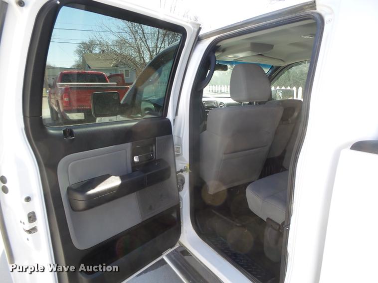 image for item DA0586 2006 Ford F150 FX4 SuperCrew pickup truck