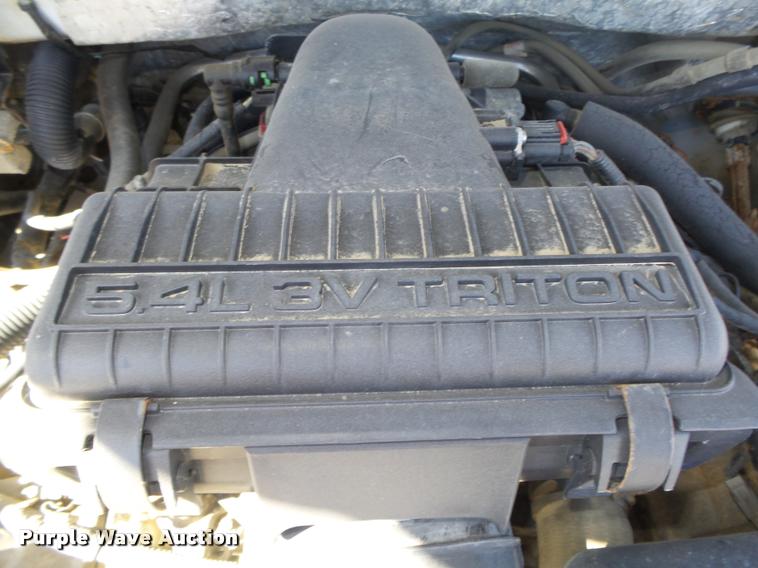 image for item DA0586 2006 Ford F150 FX4 SuperCrew pickup truck