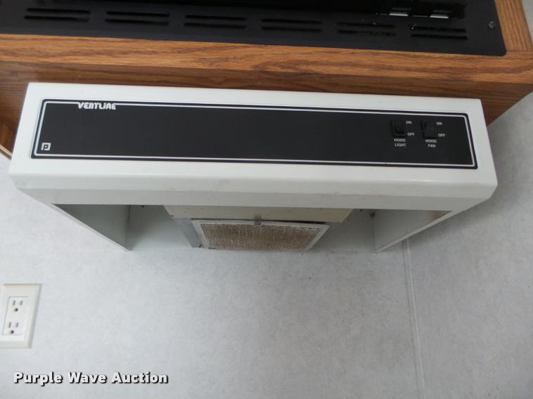 image for item DA0605 2001 Wildwood WDT30BHSS camper