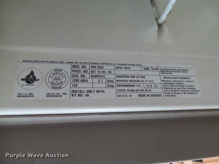 image for item DA0605 2001 Wildwood WDT30BHSS camper