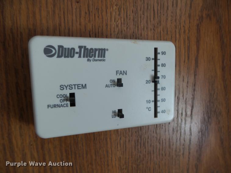 image for item DA0605 2001 Wildwood WDT30BHSS camper