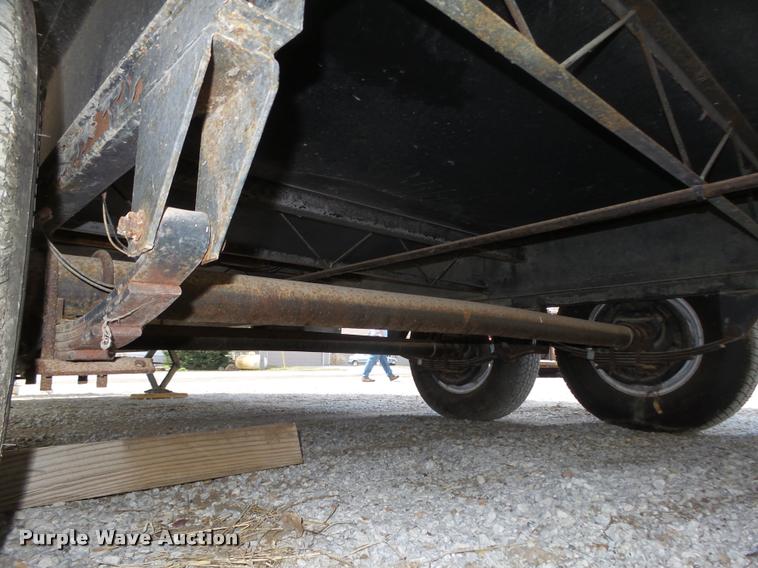 image for item DA0605 2001 Wildwood WDT30BHSS camper