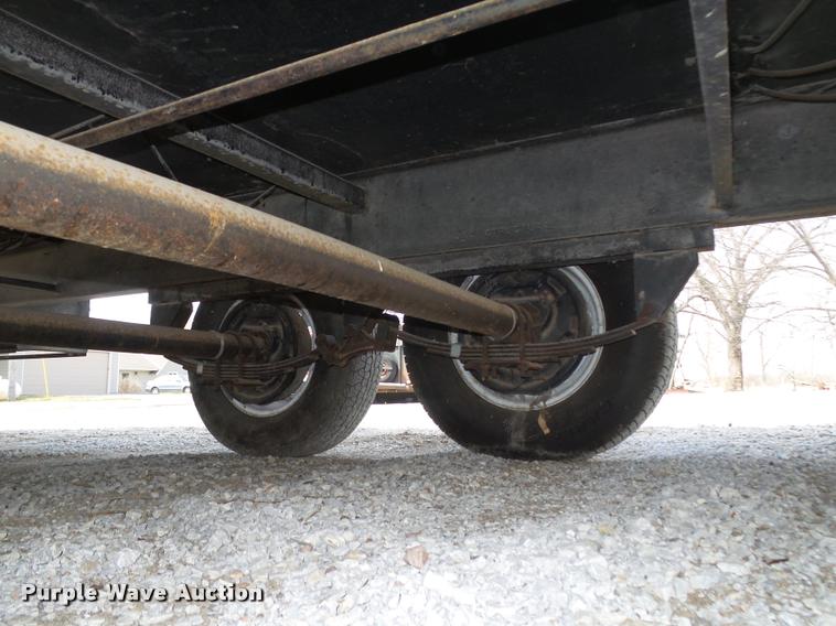 image for item DA0605 2001 Wildwood WDT30BHSS camper