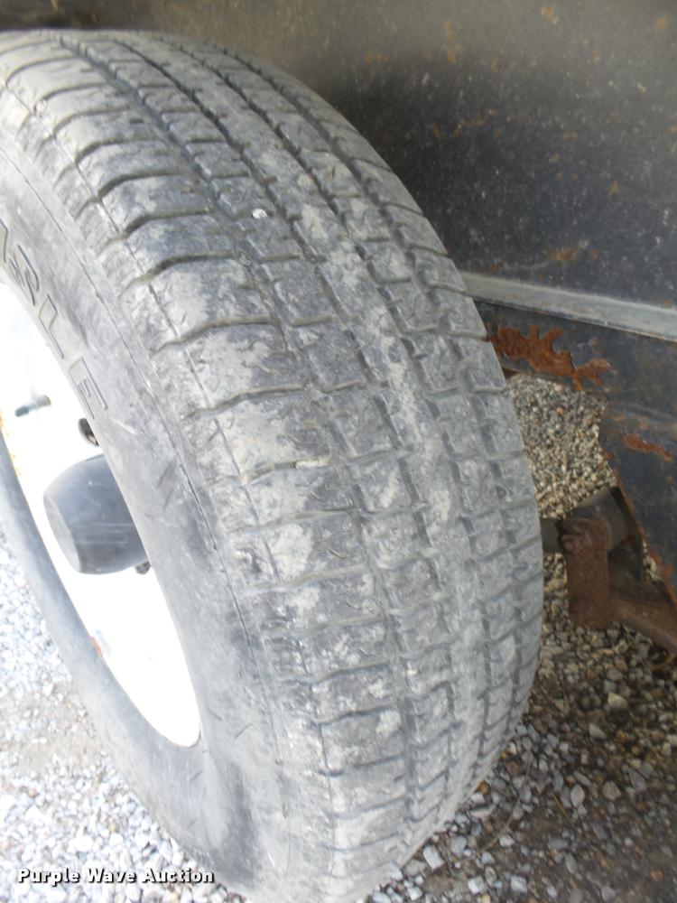 image for item DA0605 2001 Wildwood WDT30BHSS camper