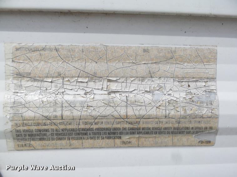 image for item DA0605 2001 Wildwood WDT30BHSS camper