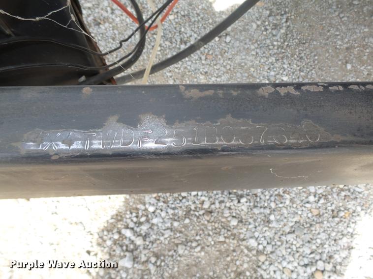 image for item DA0605 2001 Wildwood WDT30BHSS camper