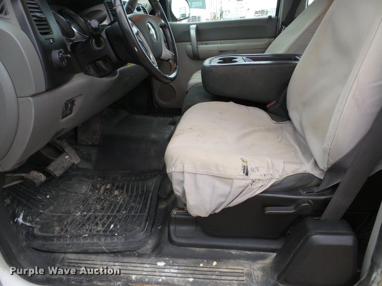 image for item DA1798 2009 Chevrolet Silverado 2500HD Ext. Cab pickup truck