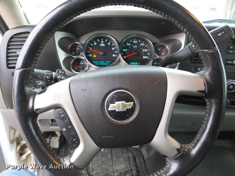 image for item DA1798 2009 Chevrolet Silverado 2500HD Ext. Cab pickup truck