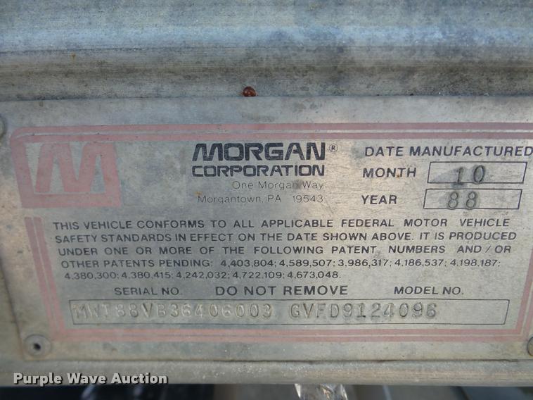 image for item DA1799 1996 Freightliner FL70 box truck