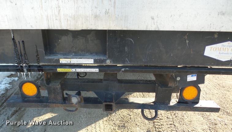 image for item DA1799 1996 Freightliner FL70 box truck