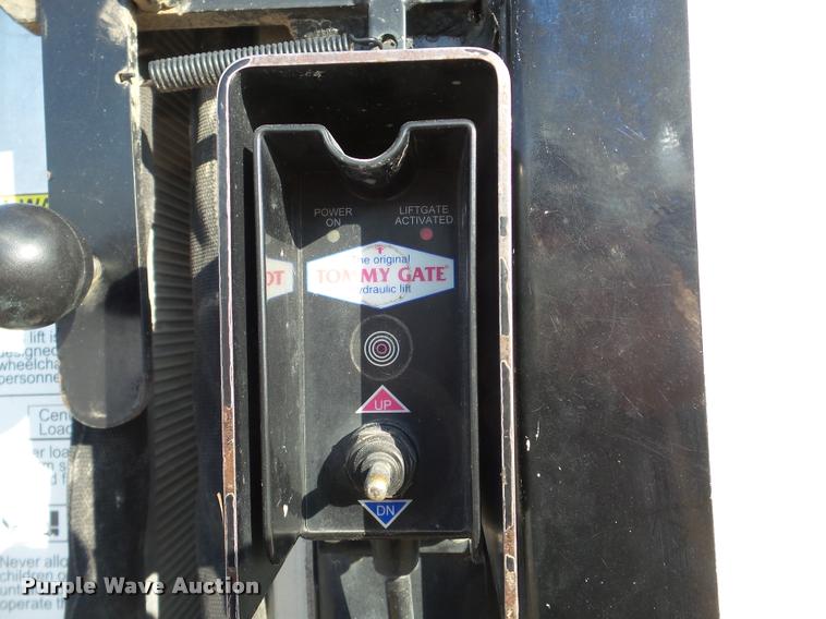 image for item DA1799 1996 Freightliner FL70 box truck