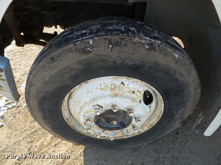 image for item DA1799 1996 Freightliner FL70 box truck